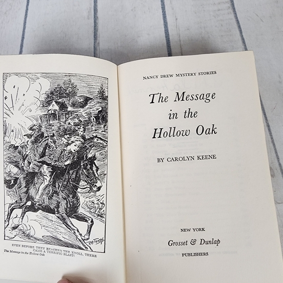 Vintage Nancy Drew 1935 The Message in the Hollow Oak Hardcover Book - Picture 9 of 15